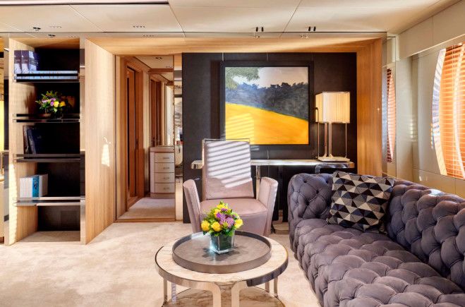 Master Suite Salon