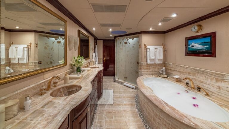 Master Ensuite