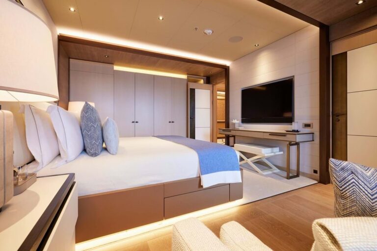 Upper Deck Cabin