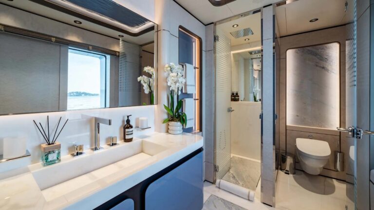 Double Suite Ensuite