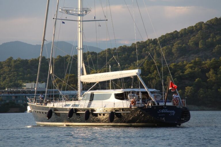 The 40m Yacht ALLURE