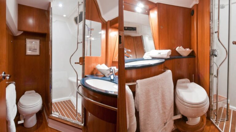 Ensuite