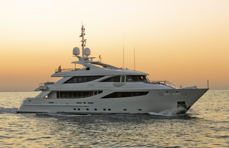 The 41m Yacht AZIZA