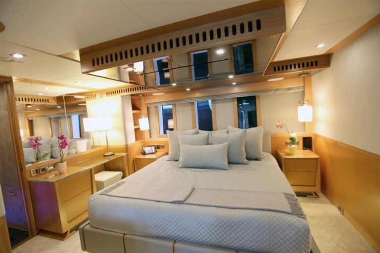 The 41m Yacht SERENITY