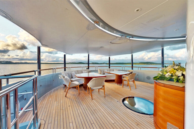 42 Ay Sun Deck Aft