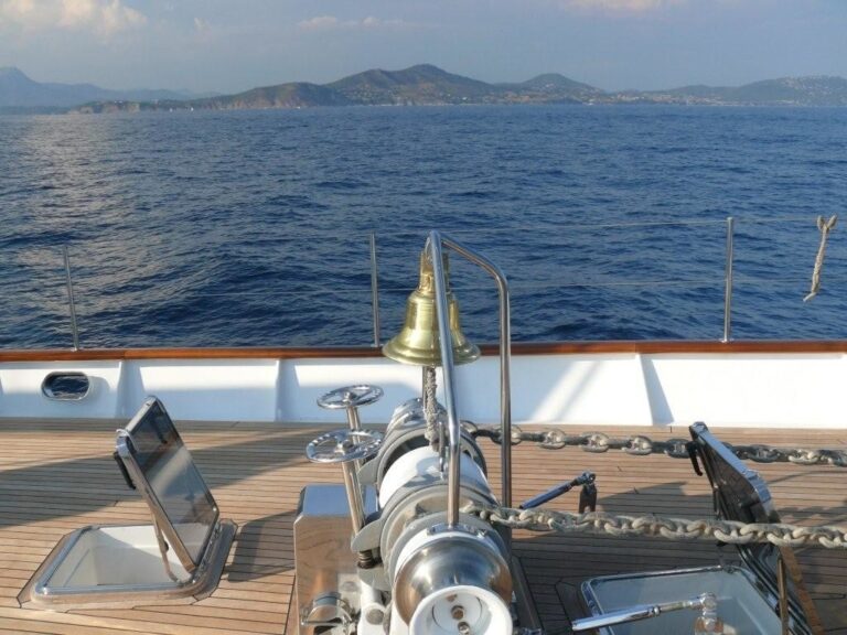 The 42m Yacht QUEEN NEFERTITI