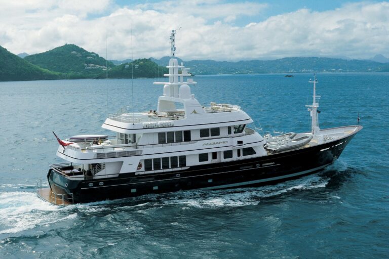 The 43m Yacht ANGIAMO