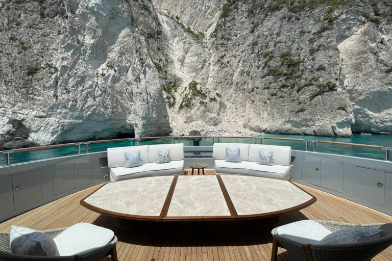 44 - Sun Deck