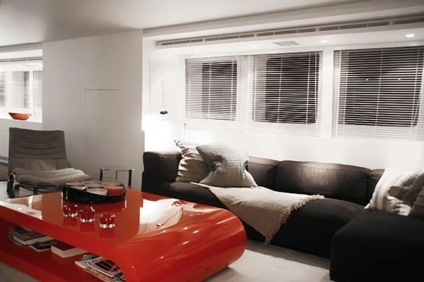 Profile: Yacht BERZINC's Premier Saloon Photograph
