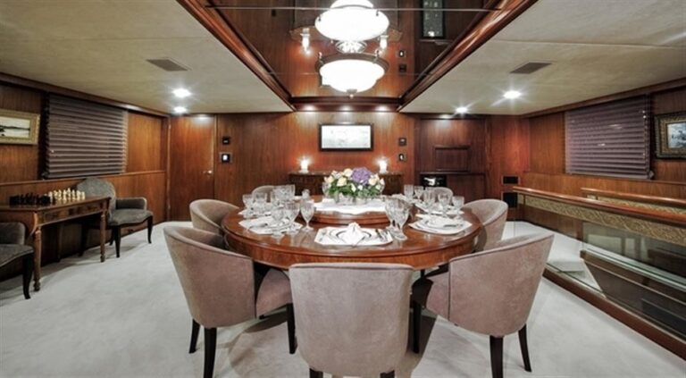 The 46m Yacht AGA 6