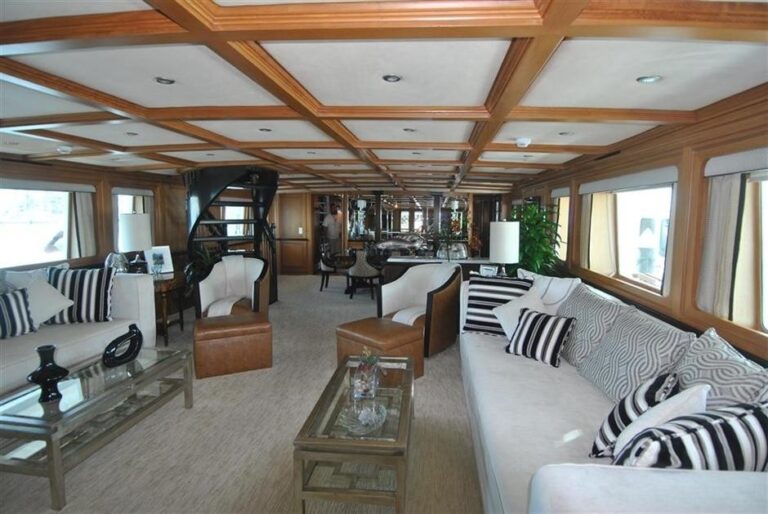 The 47m Yacht EL DUENDE