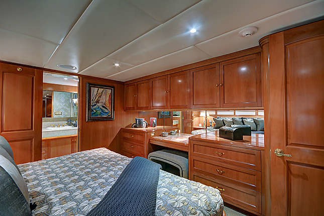 The 47m Yacht THEMIS