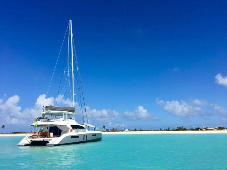 THE ANNEX - Yacht