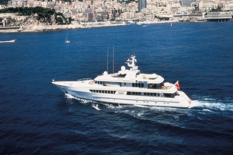 The 48m Yacht CAROLINA