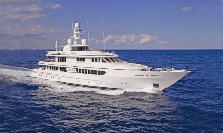 The 48m Yacht CAROLINA