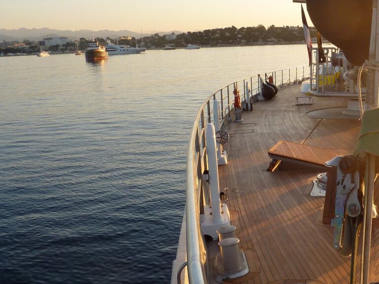 The 48m Yacht DWINGER