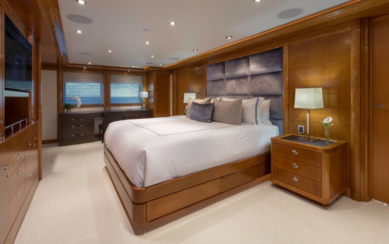 The 49m Yacht AQUAVITA