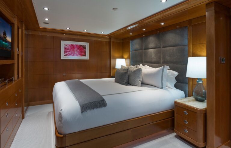 The 49m Yacht AQUAVITA