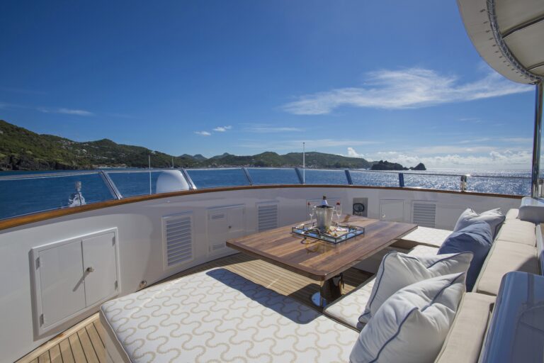 The 49m Yacht BLU 470