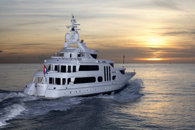 The 51m Yacht GALLANT LADY