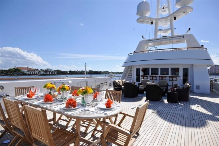 The 52m Yacht MARIA