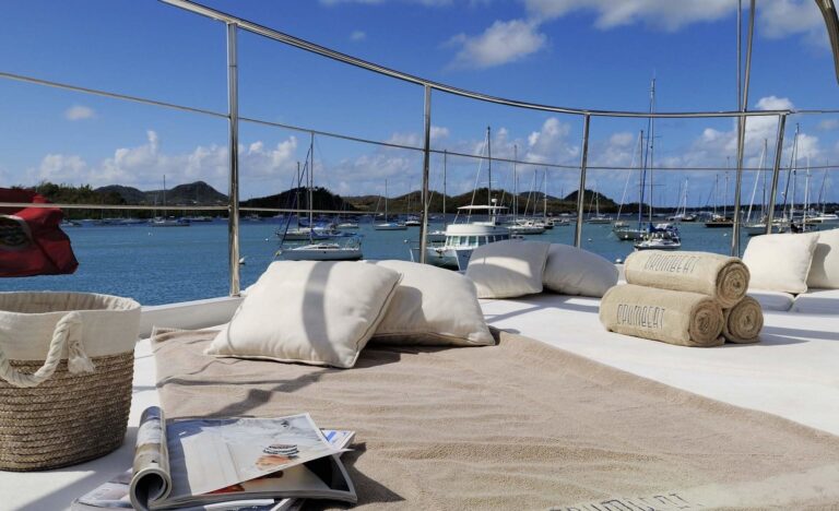 Bridgedeck Deck Aboard Yacht DRUMBEAT