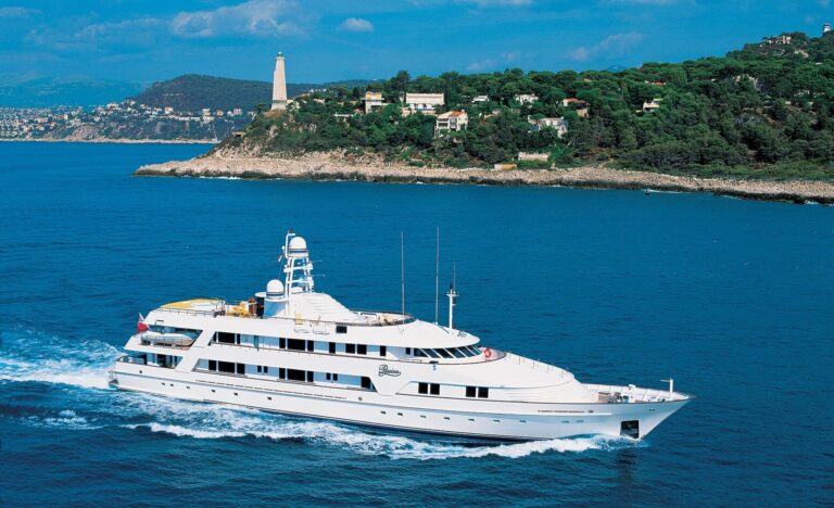 Premier Overview Aboard Yacht PASSION