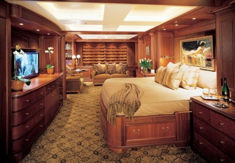 Main Master Cabin On Yacht PASSION