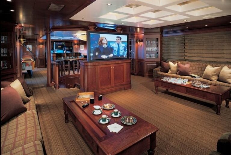 Top Saloon On Board Yacht PASSION