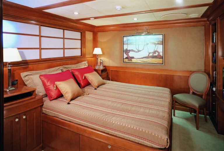 Red Guest's Cabin Aboard Yacht INSIGNIA