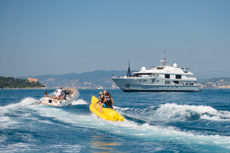 The 58m Yacht IDOL