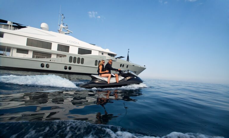The 58m Yacht IDOL
