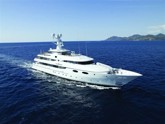 Cruising On Board Yacht LADY SHERIDAN
