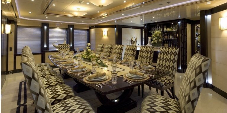 Eating/dining Saloon On Board Yacht LADY SHERIDAN