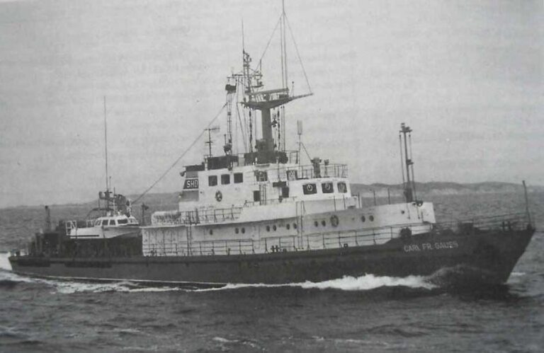 The 61m Yacht GIUSY BLUE