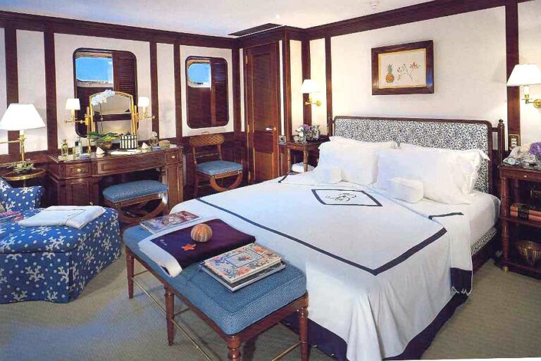 Blue Guest's Cabin Aboard Yacht VIRGINIAN