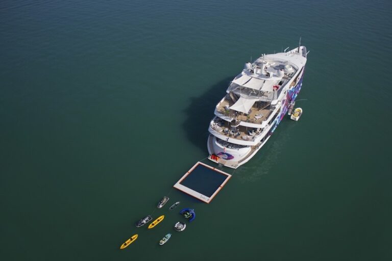 The 69m Yacht SALUZI
