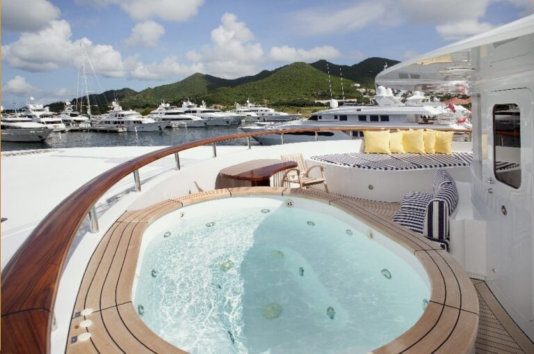 Jacuzzi Pool On Board Yacht FREEDOM