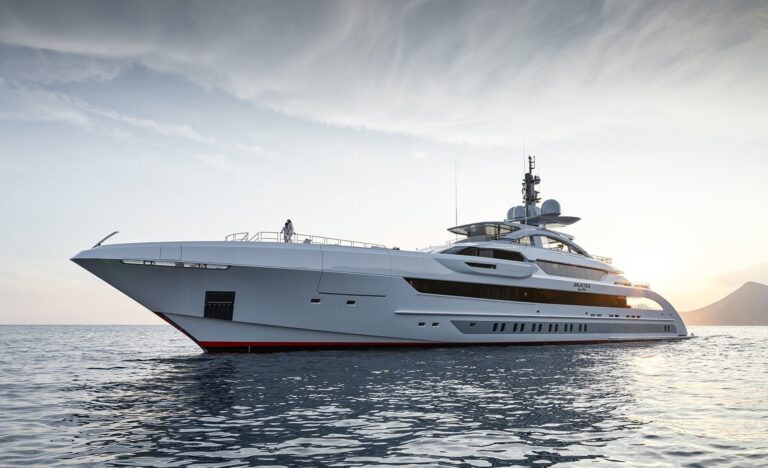 The 70m Yacht GALACTICA SUPER NOVA