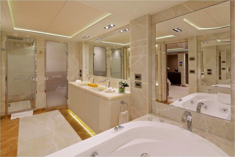 The 71m Yacht NATALINA A