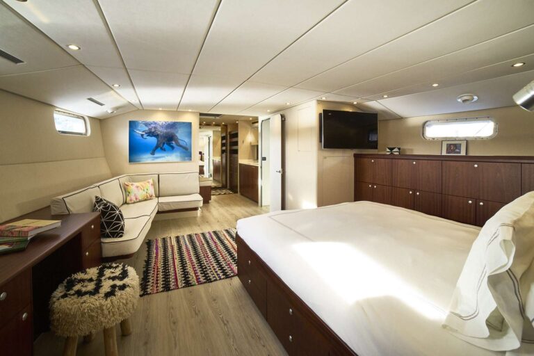 Guest stateroom
