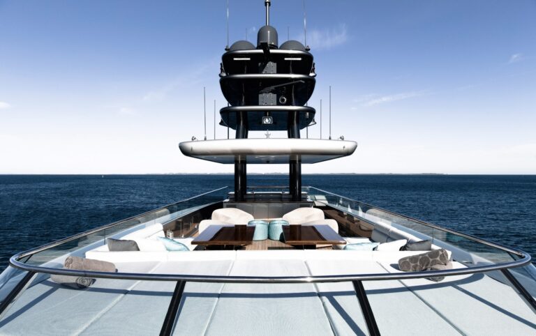 The 77m Yacht SILVER FAST