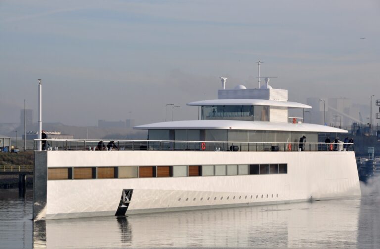 The 78m Yacht VENUS