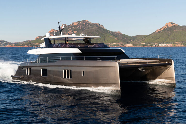 80 SUNREEF POWER Catamaran Yacht