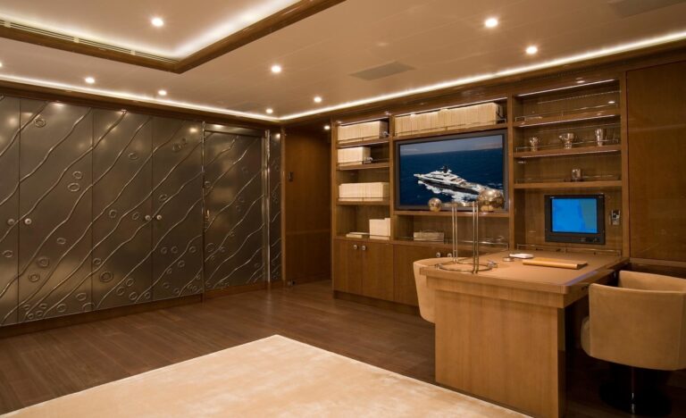 Personal Office On Board Yacht ALFA NERO