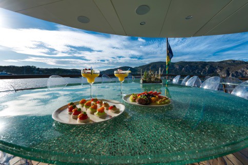 The 86m Yacht CHAKRA