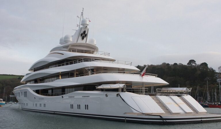 The 91m Yacht LADY LARA
