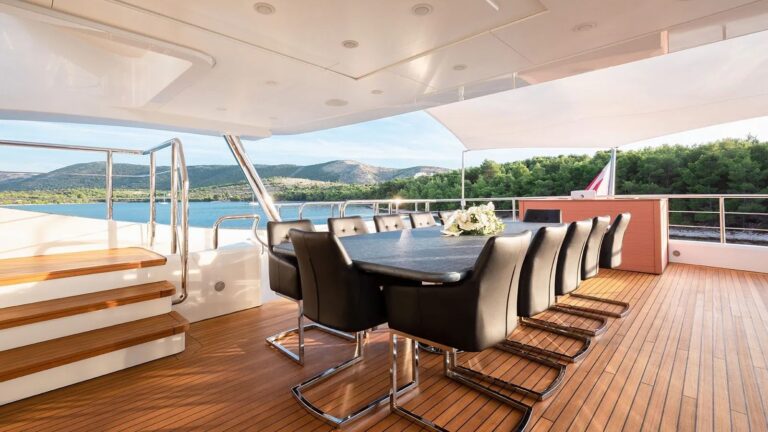 AFRICA I Exterior - Upper Deck