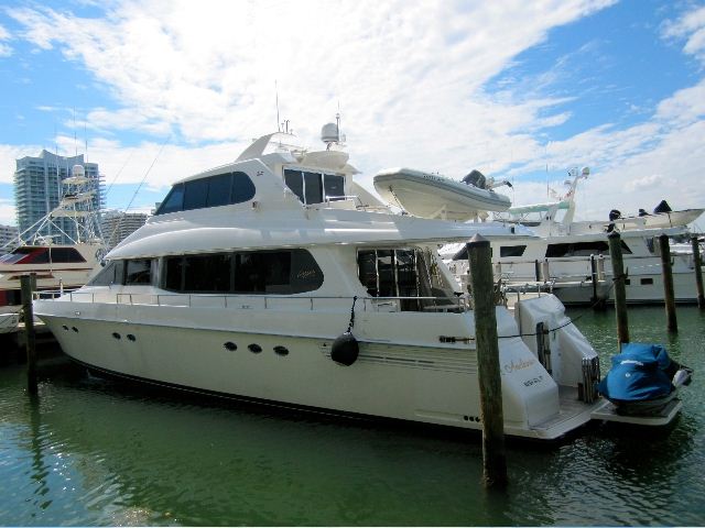 ANDIAMO 76 Lazzara -  In port
