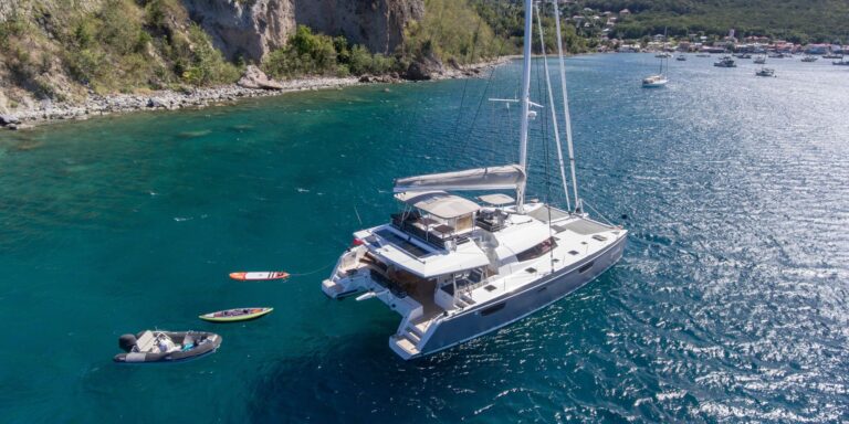 ARAOK With Yacht Toys